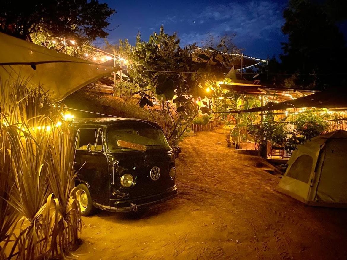 Bajo Las Estrellas Eco Glamping مازونتي المظهر الخارجي الصورة